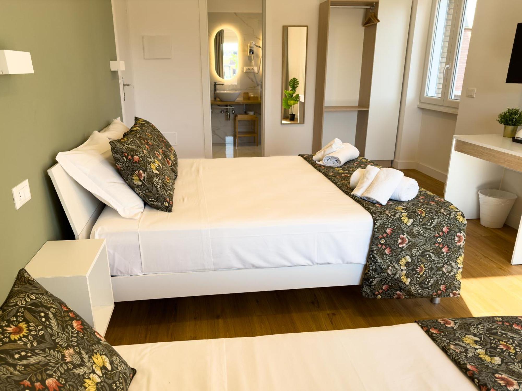 Isola 163 Guest House 피우미치노 외부 사진