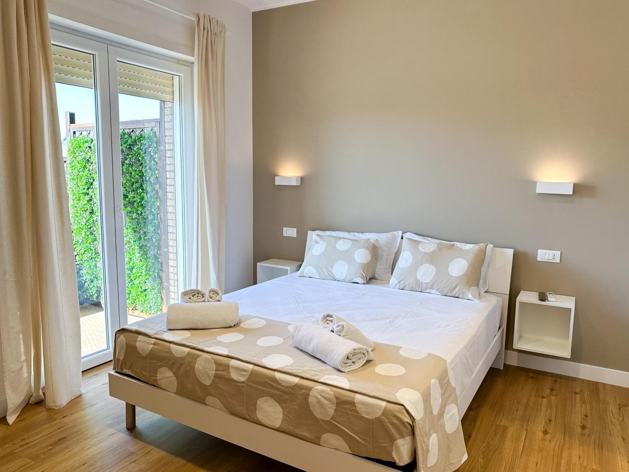 Isola 163 Guest House 피우미치노 외부 사진