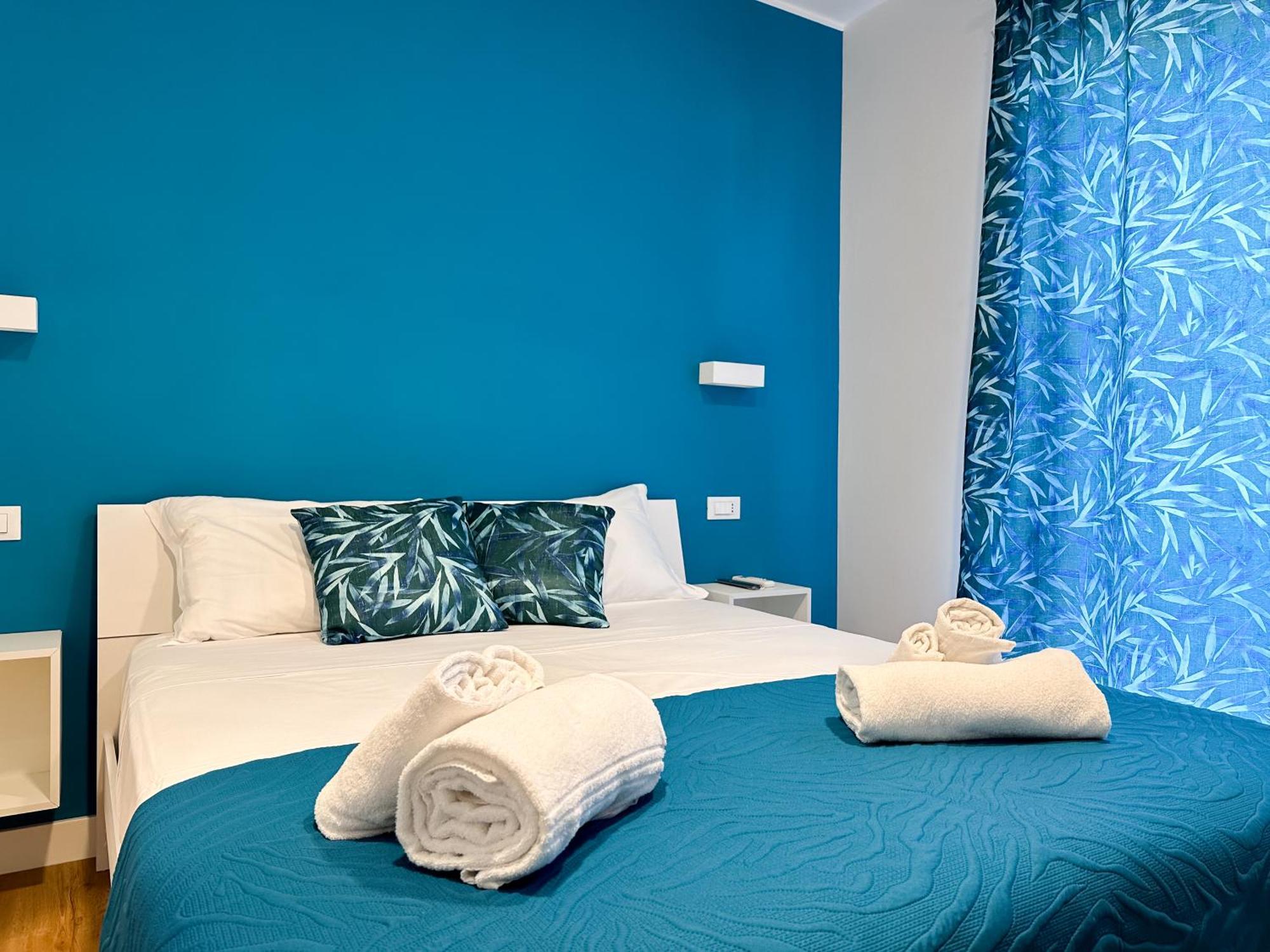 Isola 163 Guest House 피우미치노 외부 사진
